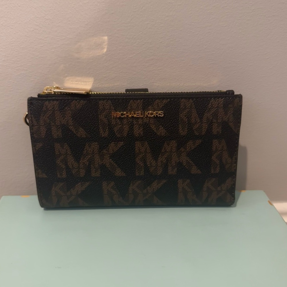 Michael Kors Double Zip Wristlet